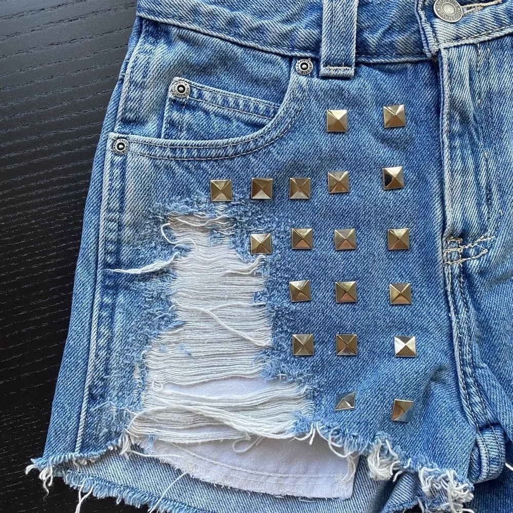 LF ripped denim short shorts with bedazzle on front - Picture 5 of 8